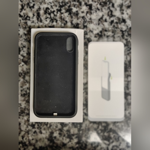 Apple Smart Battery Case for iPhone XR - Black - Picture 6 of 6